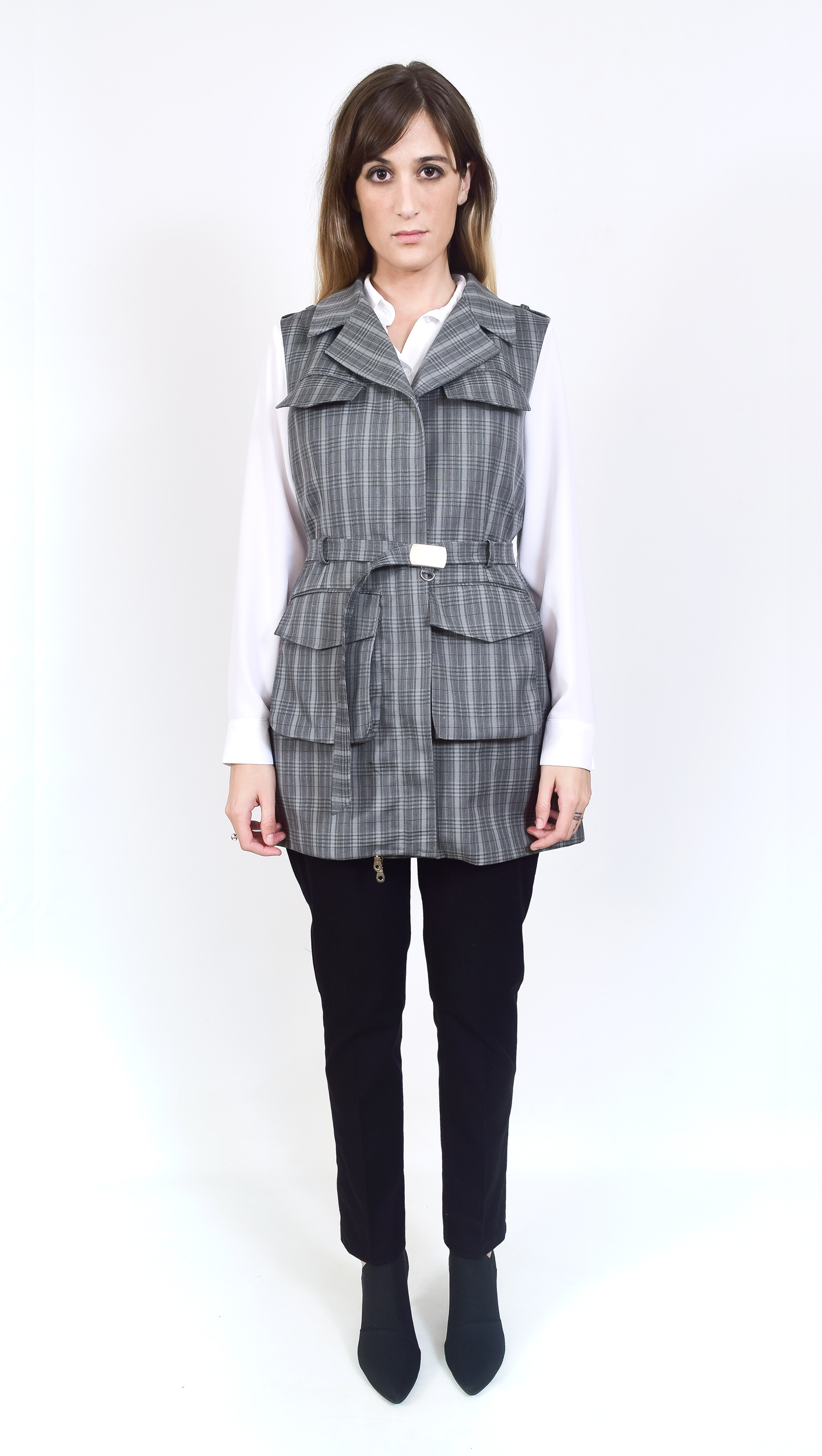 LOOK 2 / 15