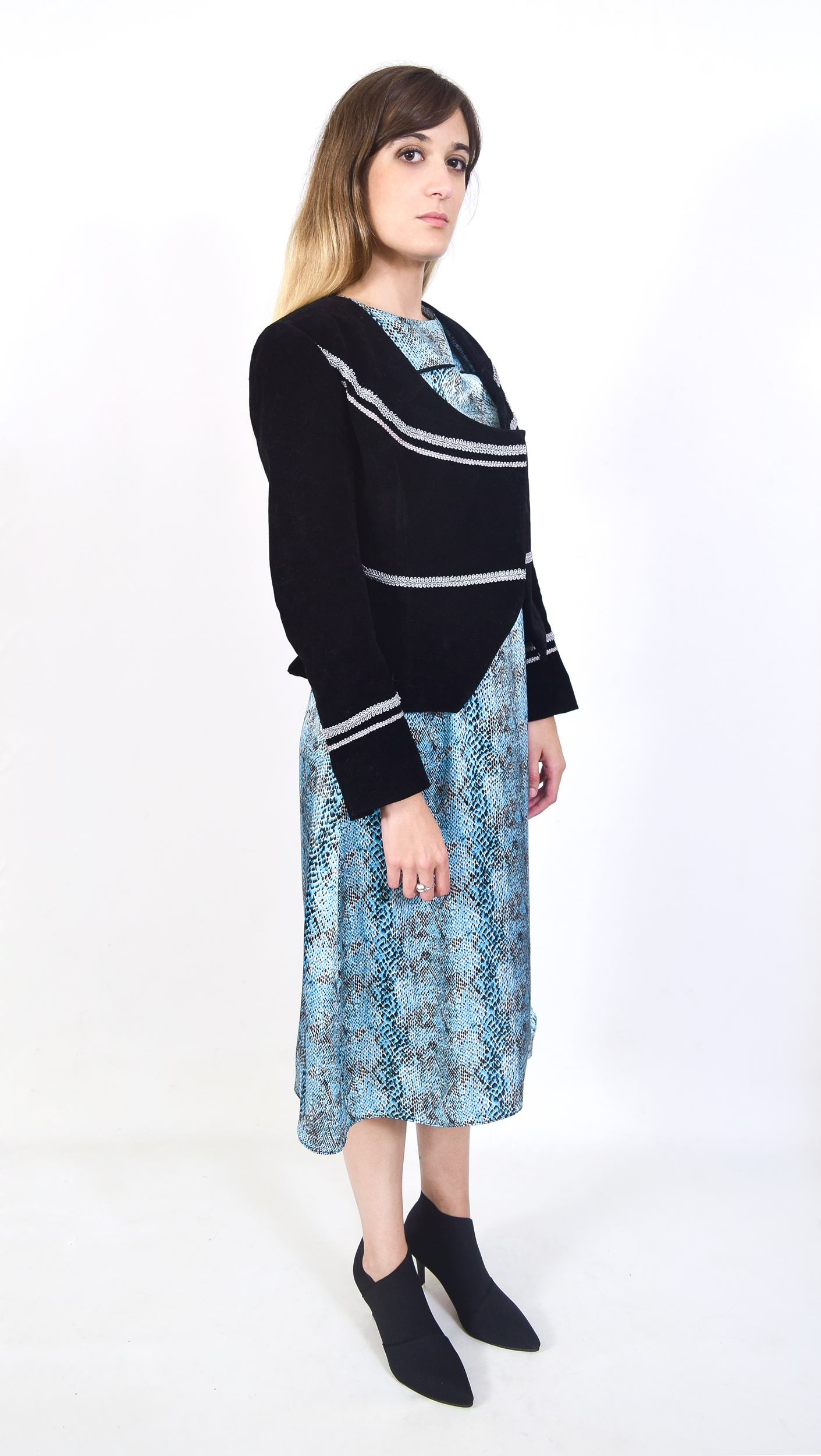 LOOK 11 / 15
