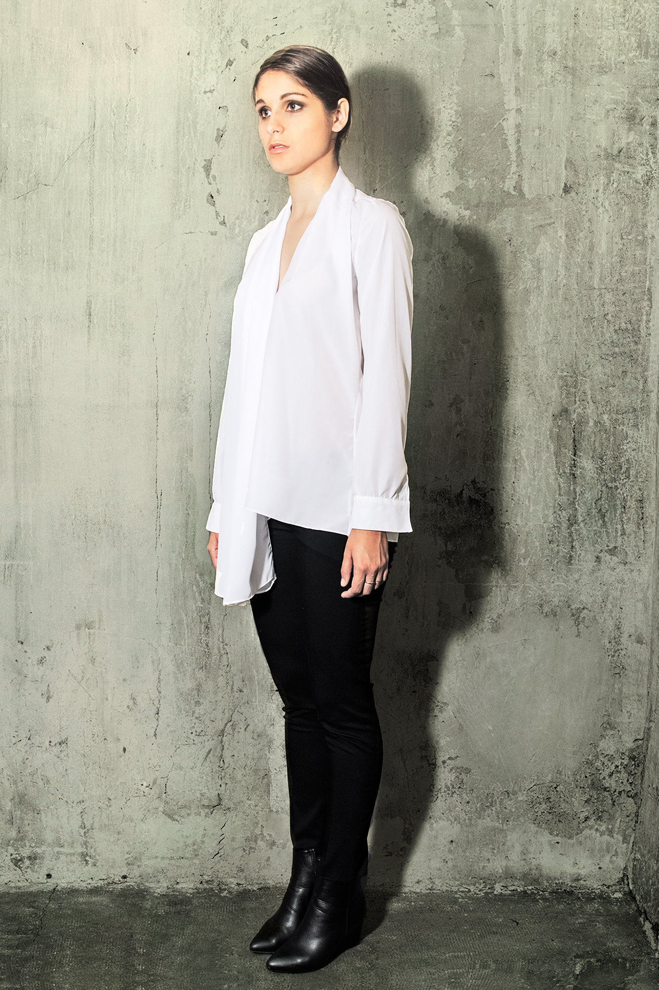Look 2 / 18