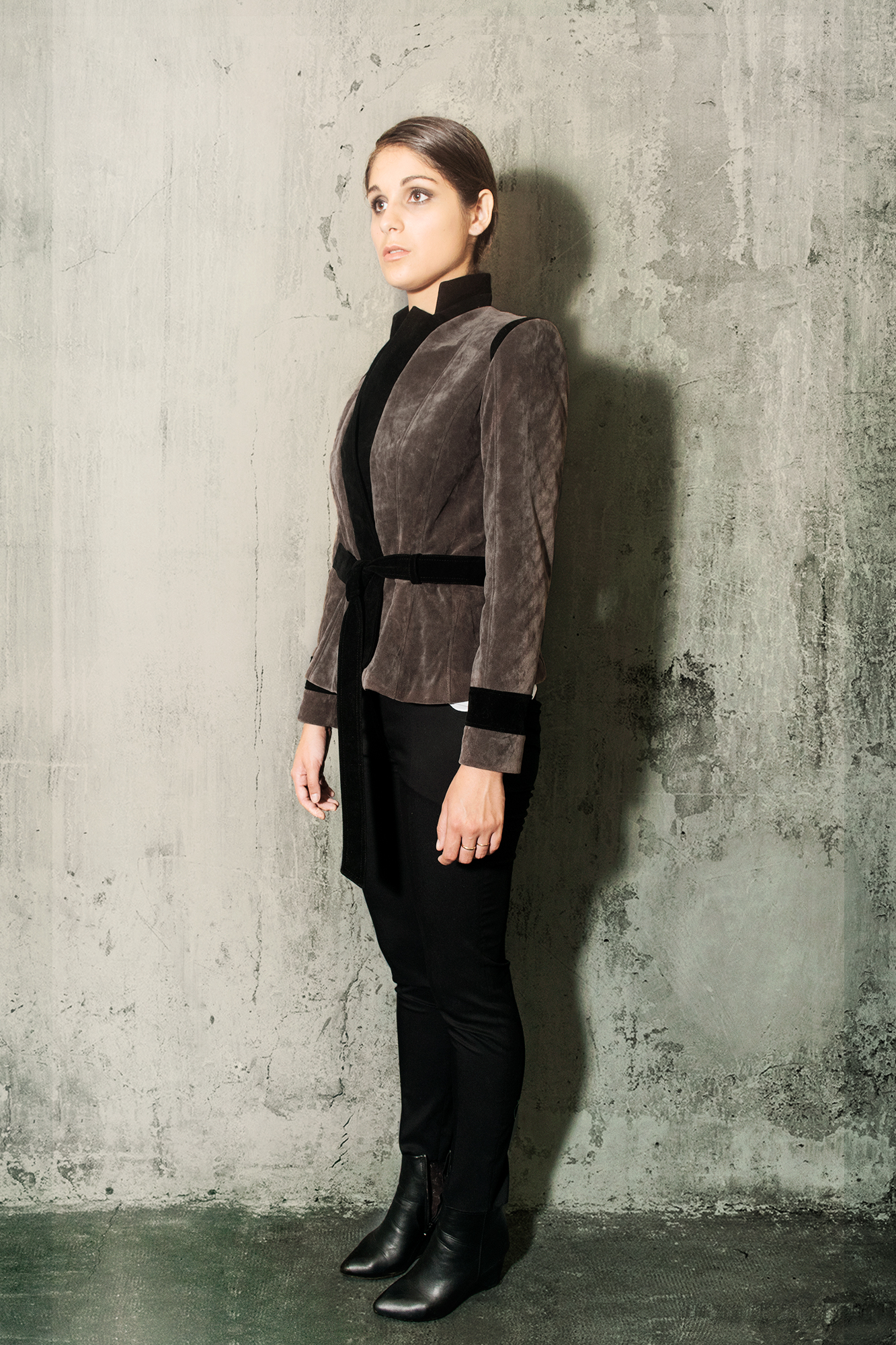 Look 3 / 18