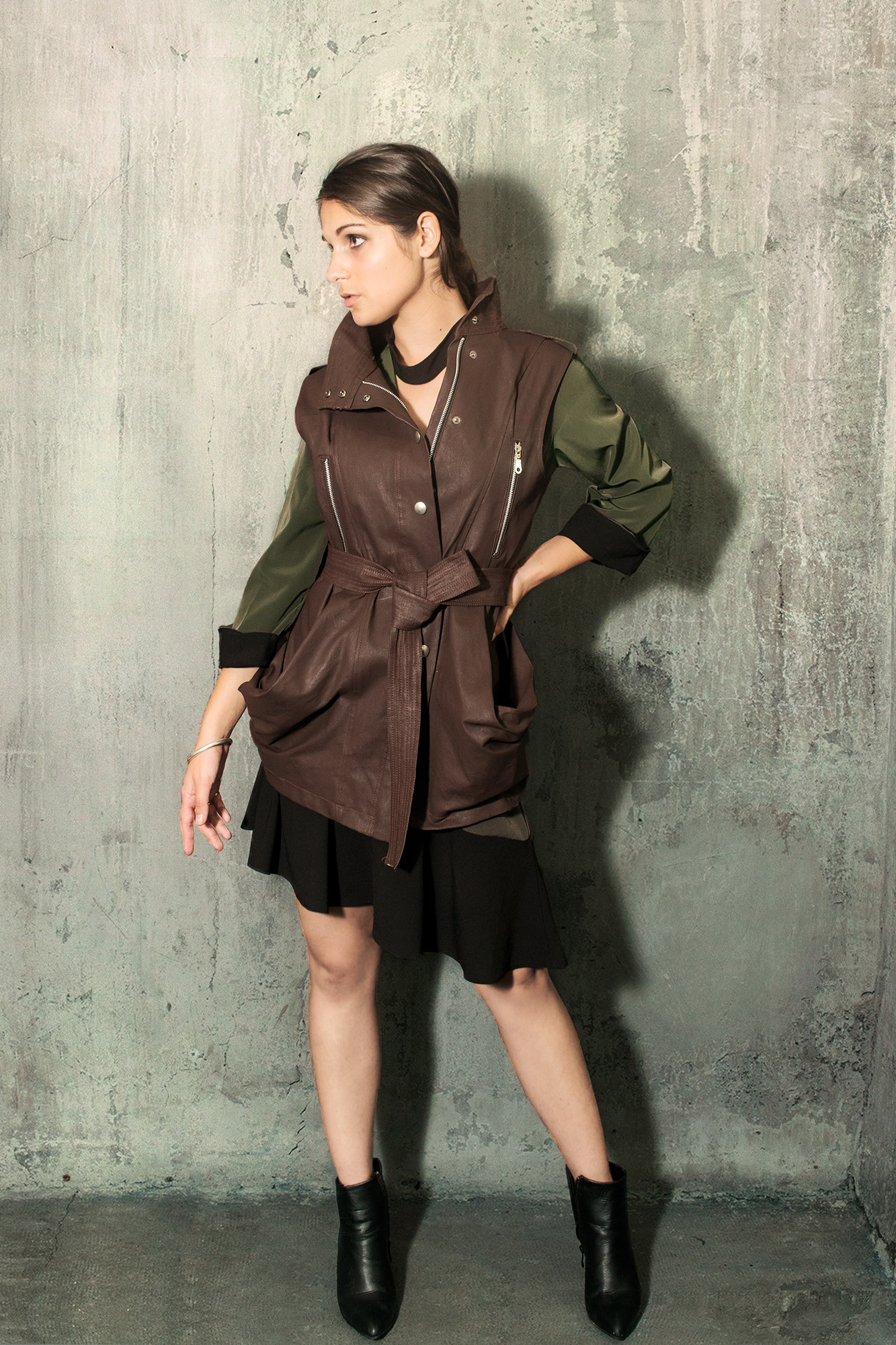 Look 8 / 18