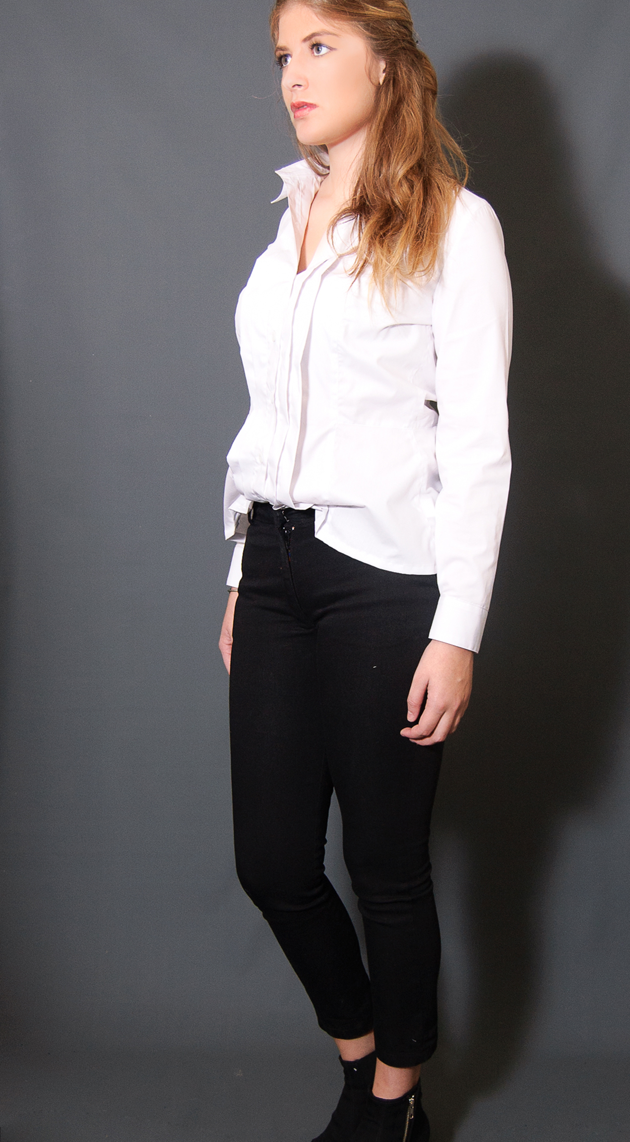 Look 1 / 14